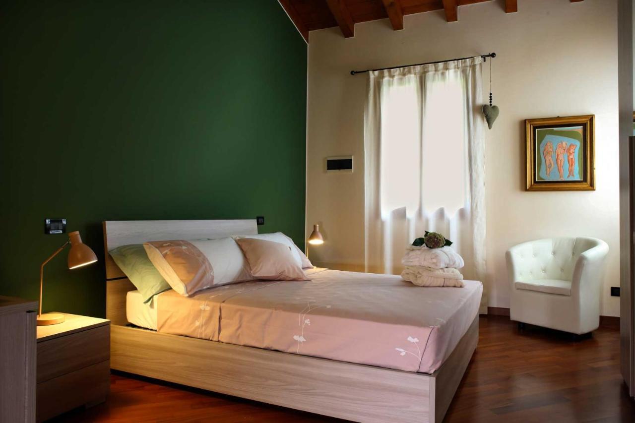Villa Tiziano Residence Rosa Bagian luar foto