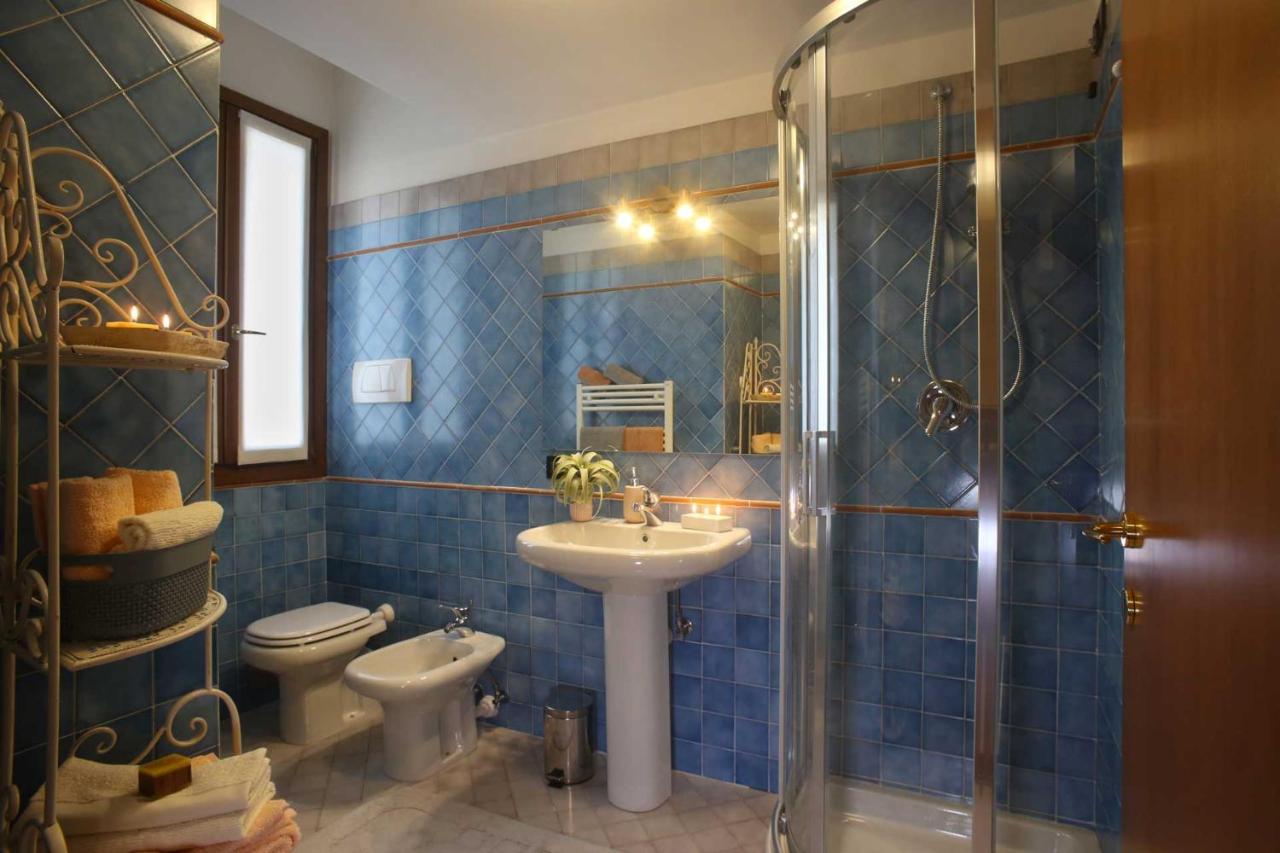 Villa Tiziano Residence Rosa Bagian luar foto